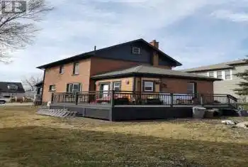 25 Isabel Street, Port Colborne (878 - Sugarloaf), Ontario L3K4W6, 3 Bedrooms Bedrooms, ,2 BathroomsBathrooms,All Houses,For Sale,Isabel,X12037972