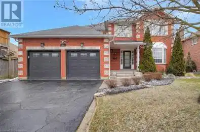 11 HUME Drive Cambridge Ontario N1T1N2