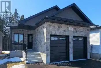 163 Creighton Drive, Loyalist (Lennox and Addington - South), Ontario K0H2H0, 3 Bedrooms Bedrooms, ,2 BathroomsBathrooms,All Houses,For Sale,Creighton,X12031583