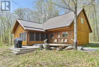 1091 Lindey Lane, North Frontenac (Frontenac North), Ontario K0H1B0, 3 Bedrooms Bedrooms, ,1 BathroomBathrooms,All Houses,For Sale,Lindey,X12038258