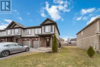 7921 Oldfield Road, Niagara Falls (220 - Oldfield), Ontario L2G0H8, 3 Bedrooms Bedrooms, ,3 BathroomsBathrooms,All Houses,For Sale,Oldfield,X12038333