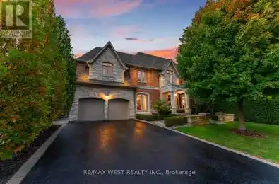 6 Weller Crescent Vaughan (Maple) Ontario L6A1E4