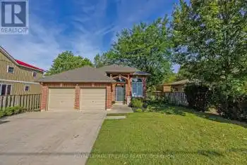 8568 Glendon Drive, Strathroy Caradoc (Mount Brydges), Ontario N0L1W0, 5 Bedrooms Bedrooms, ,2 BathroomsBathrooms,All Houses,For Sale,Glendon,X12038119