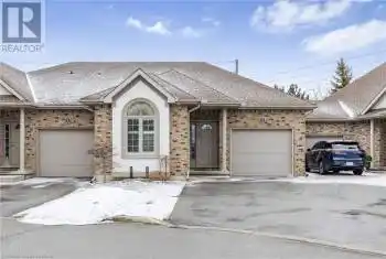 4291 MONTROSE Road Unit# 2, Niagara Falls, Ontario L2H1K1, 2 Bedrooms Bedrooms, ,3 BathroomsBathrooms,All Houses,For Sale,MONTROSE,40709755