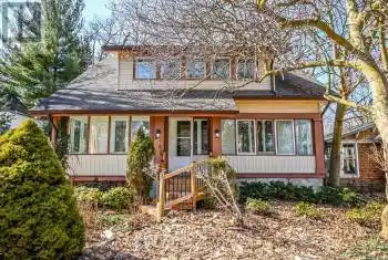 1548 Pelham Street, Pelham (662 - Fonthill), Ontario L0S1E0, 4 Bedrooms Bedrooms, ,2 BathroomsBathrooms,All Houses,For Sale,Pelham,X12019749