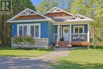 6 Whelan Street, Westport, Ontario K0G1X0, 3 Bedrooms Bedrooms, ,3 BathroomsBathrooms,All Houses,For Sale,Whelan,X12030188