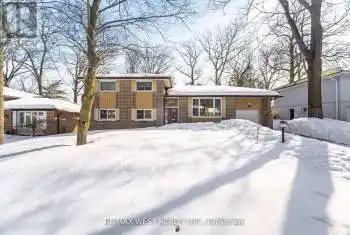 105 Shirley Avenue, Barrie (Sunnidale), Ontario L4N1N3, 5 Bedrooms Bedrooms, ,3 BathroomsBathrooms,All Houses,For Sale,Shirley,S12039795
