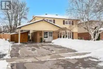 50 Ringway Crescent, Toronto (Elms-Old Rexdale), Ontario M9W1X4, 4 Bedrooms Bedrooms, ,2 BathroomsBathrooms,All Houses,For Sale,Ringway,W12039798