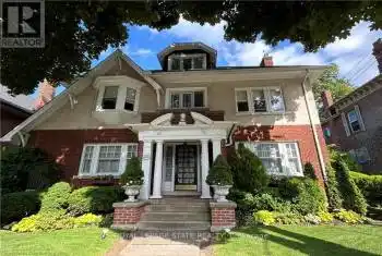247 MacNab Street, Hamilton (Durand), Ontario L8P3E2, 4 Bedrooms Bedrooms, ,4 BathroomsBathrooms,All Houses,For Sale,MacNab,X12039817
