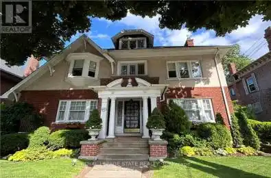 247 MacNab Street Hamilton (Durand) Ontario L8P3E2