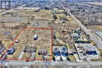 743 Quaker Road, Pelham (662 - Fonthill), Ontario L3C3H3, ,Commercial,For Sale,Quaker,X12040541