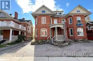 105 COLLIER Street Barrie Ontario L4M1H2