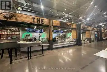 17600 Yonge Street, Newmarket (Woodland Hill), Ontario L3Y4Z1, ,Commercial,For Sale,Yonge,N12040710