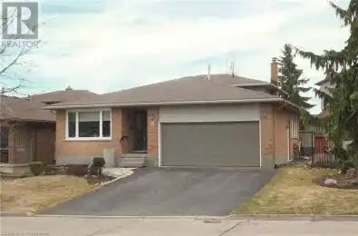 15 WINDERMERE Court Kitchener Ontario N2N2W3
