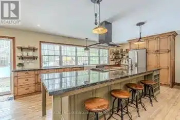 6 Woodland Heights Drive, Adjala-Tosorontio, Ontario L0M1J0, 4 Bedrooms Bedrooms, ,3 BathroomsBathrooms,All Houses,For Sale,Woodland Heights,N12040137
