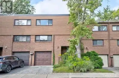 36 Song Meadoway Toronto (Hillcrest Village) Ontario M2H2T7