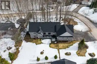28 Boyd Crescent Oro-Medonte (Moonstone) Ontario L0K1N0