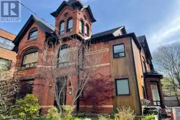 133 Dunn Avenue Unit# 101, Toronto (South Parkdale), Ontario M6K2R8, 2 Bedrooms Bedrooms, ,1 BathroomBathrooms,All Houses,For Rent,Dunn,W12040943
