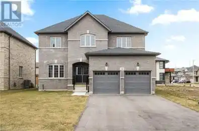 15 VENTURE Way Thorold Ontario L2V0G9