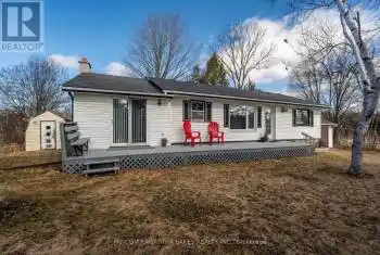1002 Yankee Line, Smith-Ennismore-Lakefield, Ontario K0L1T0, 4 Bedrooms Bedrooms, ,2 BathroomsBathrooms,All Houses,For Sale,Yankee,X12041434