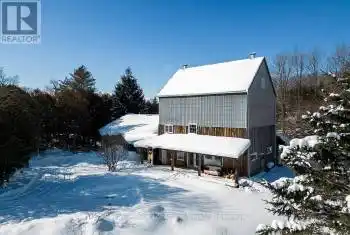 48 Durham Street, Grey Highlands, Ontario N0C1E0, 6 Bedrooms Bedrooms, ,4 BathroomsBathrooms,All Houses,For Sale,Durham,X12041506