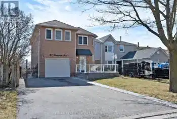 41 Fieldview Crescent, Whitby (Blue Grass Meadows), Ontario L1N8B5, 4 Bedrooms Bedrooms, ,4 BathroomsBathrooms,All Houses,For Sale,Fieldview,E12041897
