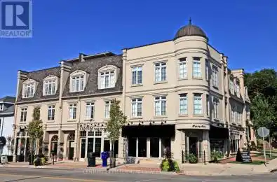 61 Lakeshore Road Oakville (1002 - CO Central) Ontario L6K1C9