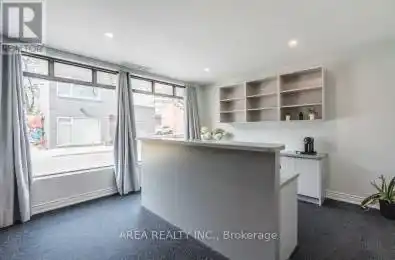 388 Queen Street Unit# 5 Toronto (Regent Park) Ontario M5A1T3