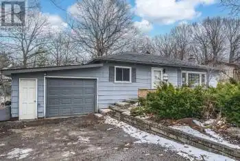 315 Anne Street, Barrie (Sunnidale), Ontario L4N5M7, 3 Bedrooms Bedrooms, ,1 BathroomBathrooms,All Houses,For Sale,Anne,S12042917