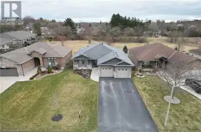 419 QUEEN STREET Simcoe Ontario N3Y5M9