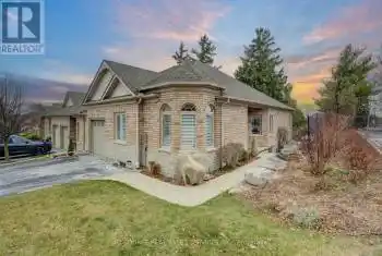 10 Cobblestone Drive Unit# 13, Brant (Paris), Ontario N3L4G8, 4 Bedrooms Bedrooms, ,4 BathroomsBathrooms,All Houses,For Sale,Cobblestone,X12043011