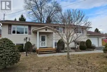 190 Pomeroy Avenue, Tweed, Ontario K0K3J0, 4 Bedrooms Bedrooms, ,2 BathroomsBathrooms,All Houses,For Sale,Pomeroy,X12043146