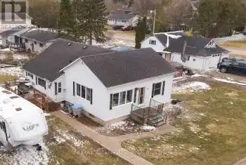 9 William Street, Huron East (Egmondville), Ontario N0K1G0, 2 Bedrooms Bedrooms, ,1 BathroomBathrooms,All Houses,For Sale,William,X12042096