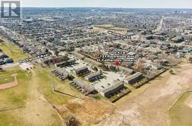 131 ROCKWOOD Avenue Unit# 18 St. Catharines (455 - Secord Woods) Ontar