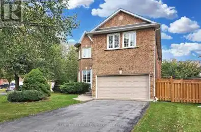 83 Berwick Crescent Richmond Hill (Observatory) Ontario L4C0B7
