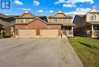 34 QUIGLEY Street, Essa (Angus), Ontario L3W0P3, 3 Bedrooms Bedrooms, ,2 BathroomsBathrooms,All Houses,For Sale,QUIGLEY,N12043356