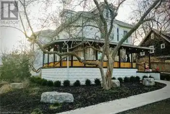 352 NORFOLK Street, Simcoe, Ontario N3Y2W9, 3 Bedrooms Bedrooms, ,4 BathroomsBathrooms,All Houses,For Sale,NORFOLK,40704853