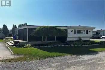 92 CLUBHOUSE Road Unit# 41, Turkey Point, Ontario N0E1T0, 1 Bedroom Bedrooms, ,1 BathroomBathrooms,Commercial,For Sale,CLUBHOUSE,40494473