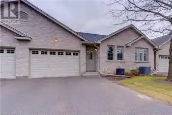35 STRATFORD Terrace Unit# 40, Brantford, Ontario N3T6R8, 3 Bedrooms Bedrooms, ,2 BathroomsBathrooms,All Houses,For Sale,STRATFORD,40709517