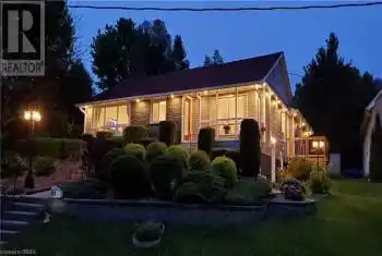 65 BROADWAY Street, Paris, Ontario N3L2S7, 6 Bedrooms Bedrooms, ,4 BathroomsBathrooms,All Houses,For Sale,BROADWAY,40709423