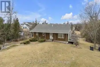 728 Chatterson Road, Loyalist (64 - Lennox and Addington - South), Ontario K0H2H0, 2 Bedrooms Bedrooms, ,1 BathroomBathrooms,All Houses,For Sale,Chatterson,X12042740