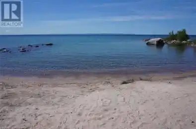 1536 TINY BEACHES Road Tiny Ontario L9M0J2