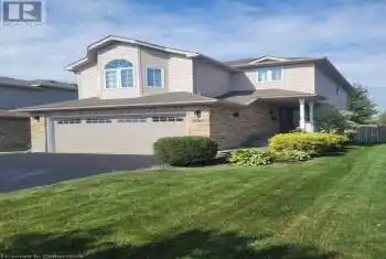 220 SCHNELLER Drive, Baden, Ontario N3A2K9, 3 Bedrooms Bedrooms, ,3 BathroomsBathrooms,All Houses,For Sale,SCHNELLER,40710748