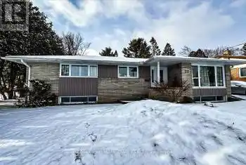 77 Steel Street, Barrie (Codrington), Ontario L4M2G1, 2 Bedrooms Bedrooms, ,2 BathroomsBathrooms,All Houses,For Rent,Steel,S12043466