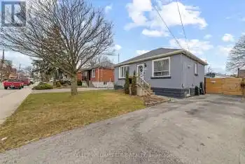 198 East 15th Street, Hamilton (Inch Park), Ontario L9A4G2, 3 Bedrooms Bedrooms, ,2 BathroomsBathrooms,All Houses,For Sale,East 15th,X12043641