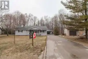 34 SAUBLE WOODS Crescent, South Bruce Peninsula, Ontario N0H2G0, 2 Bedrooms Bedrooms, ,2 BathroomsBathrooms,All Houses,For Sale,SAUBLE WOODS,X12043798