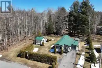 101 Sama Park Road, Havelock-Belmont-Methuen, Ontario K0L1Z0, 4 Bedrooms Bedrooms, ,1 BathroomBathrooms,All Houses,For Sale,Sama Park,X12042937