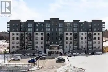 15 KNEESHAW Drive Unit# 410, Barrie (Painswick South), Ontario L9J0J8, 3 Bedrooms Bedrooms, ,2 BathroomsBathrooms,Condo,For Sale,KNEESHAW,S12043781