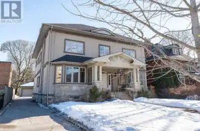 19 Alexandra Boulevard Toronto (Lawrence Park South) Ontario M4R1L7