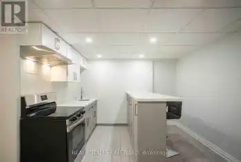 52 Cynthia Road Unit# Lower, Toronto (Rockcliffe-Smythe), Ontario M6N2P9, 1 Bedroom Bedrooms, ,1 BathroomBathrooms,All Houses,For Rent,Cynthia,W12044268